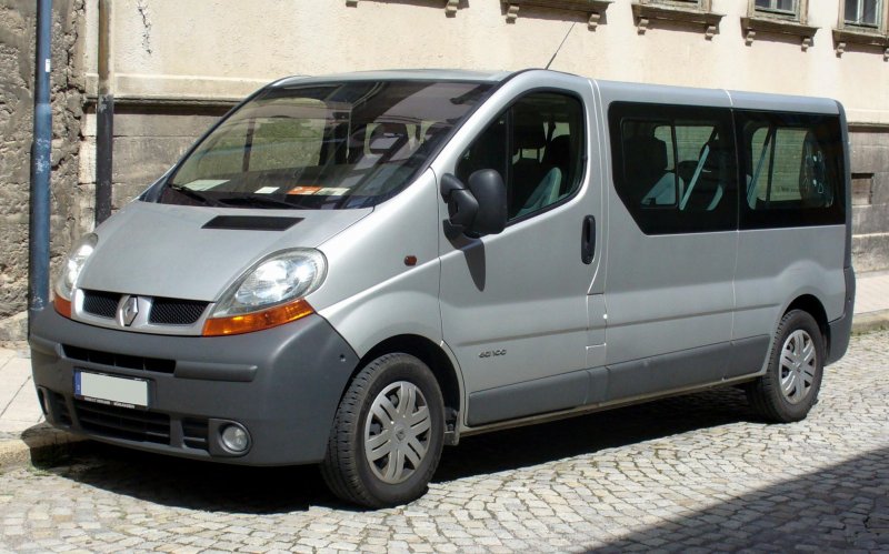 Фургон Renault Trafic 1