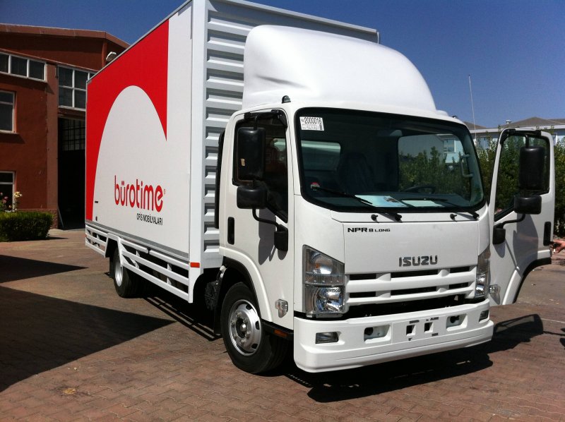Isuzu Elf 2013 год