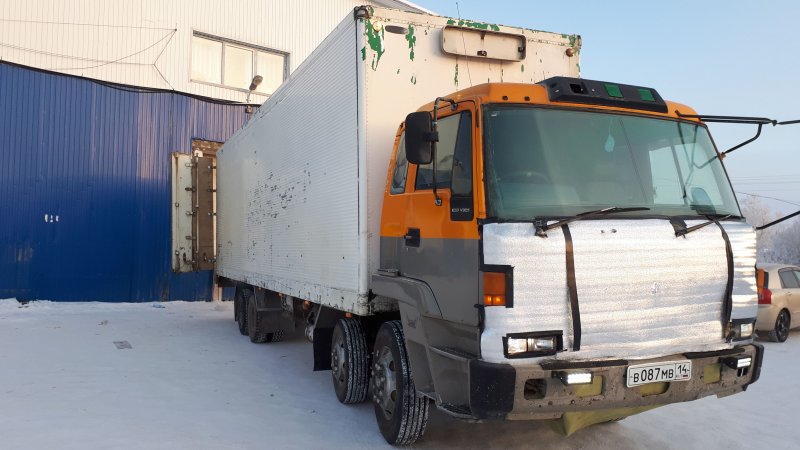 Грузовой Исузу 10 тонн