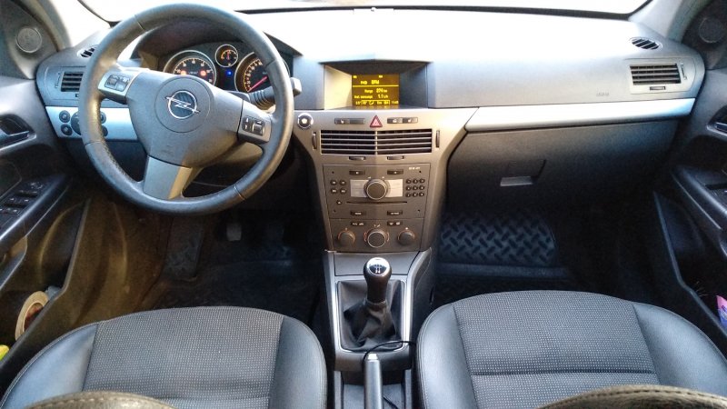 Opel Astra Cosmo 2006