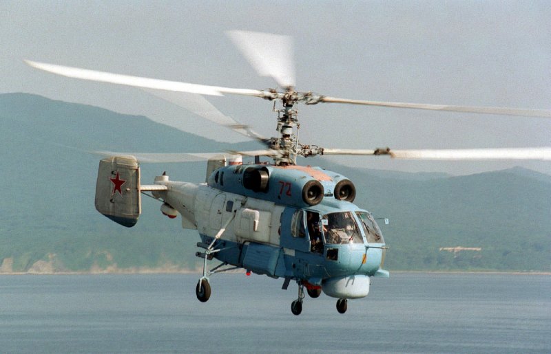 Ка-27пл палубный противолодочный вертолёт