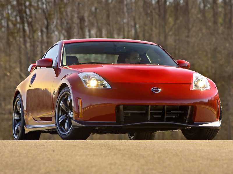 Nissan 350z новый