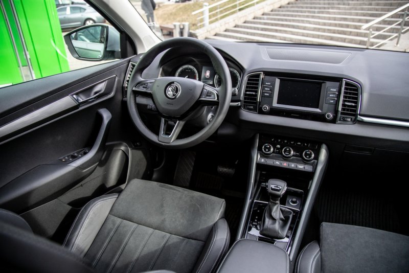 Skoda Karoq интерьер