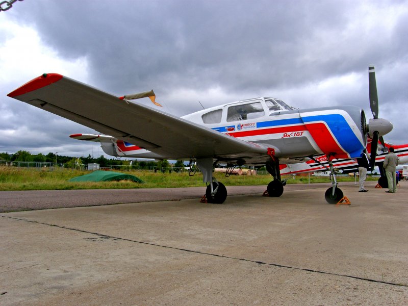 Як-18т с авиационным двигателем АПД-500
