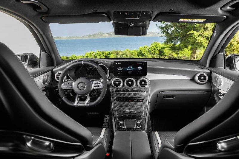 Mercedes-AMG GLC 63 S салон