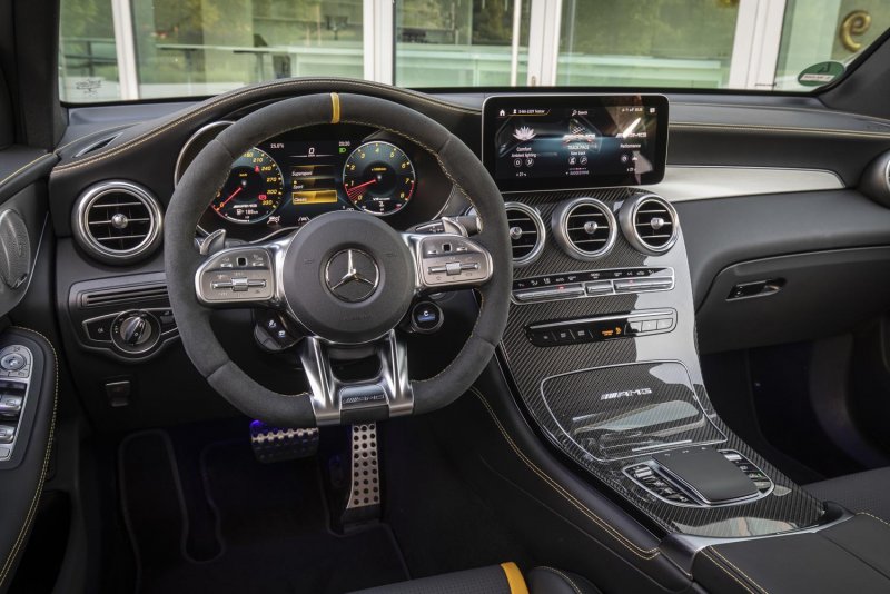 Mercedes-AMG GLC 63 S салон