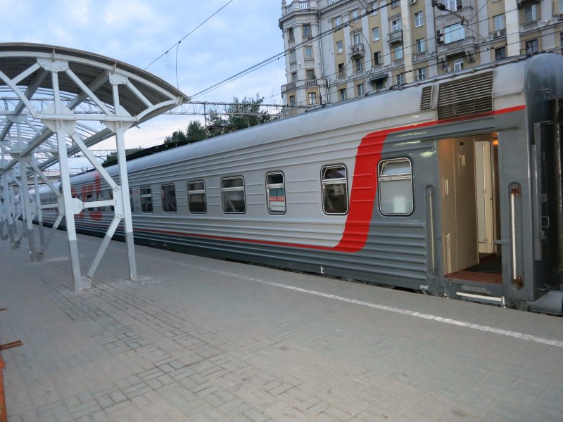 Локомотив рельсы