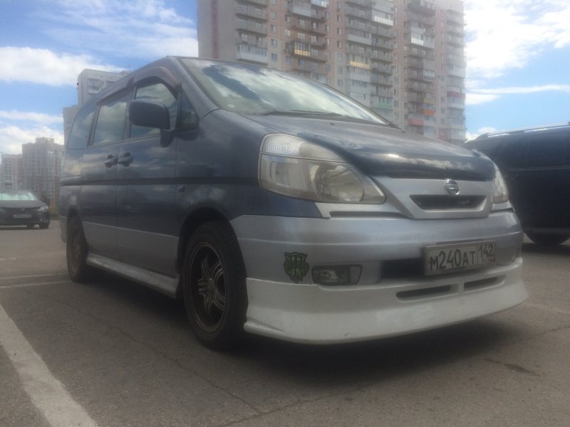 Ниссан Серена рс24