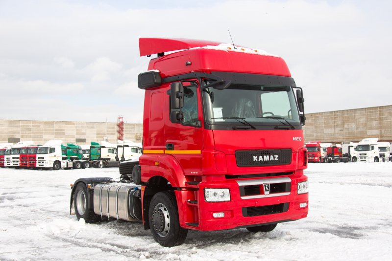 КАМАЗ 5490 2015