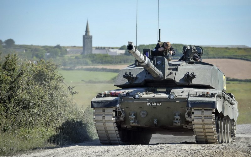 Challenger 2
