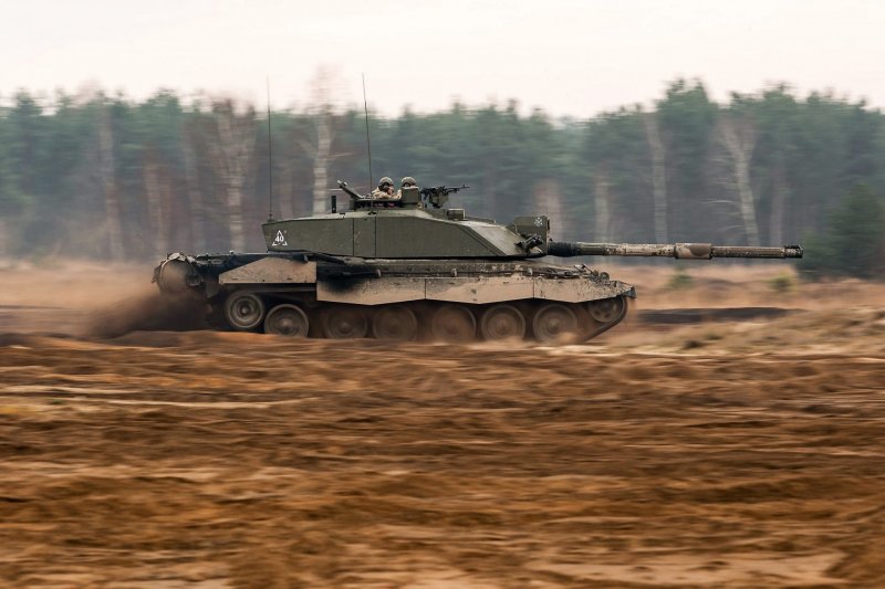 Танк Челленджер 2 (Challenger 2)