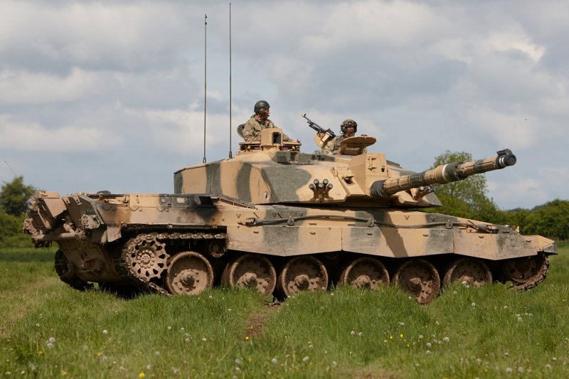 Challenger 2