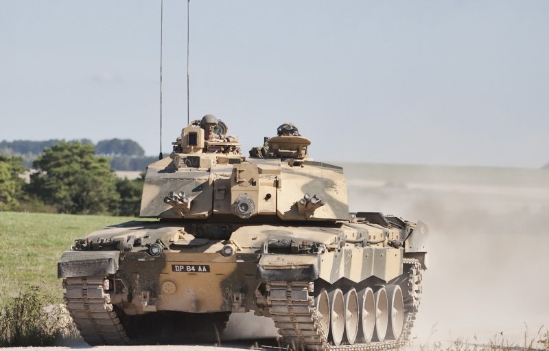 Challenger 2