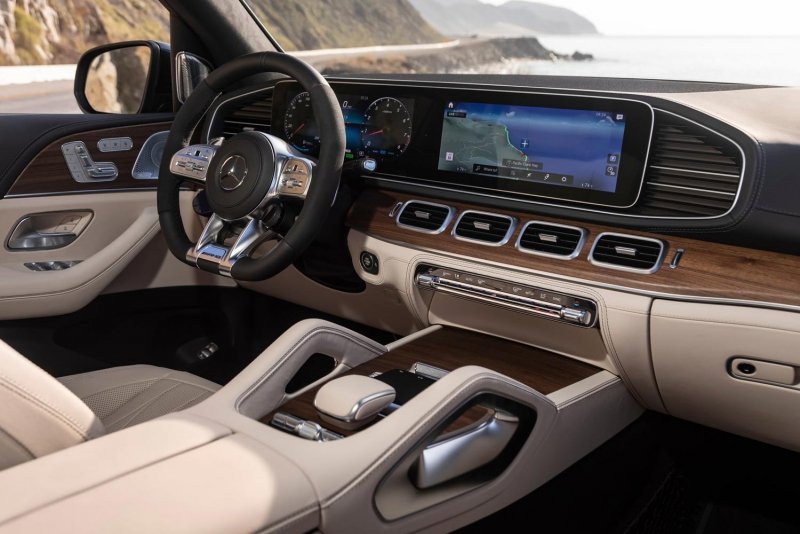 Mercedes Benz GLS 2021 салон