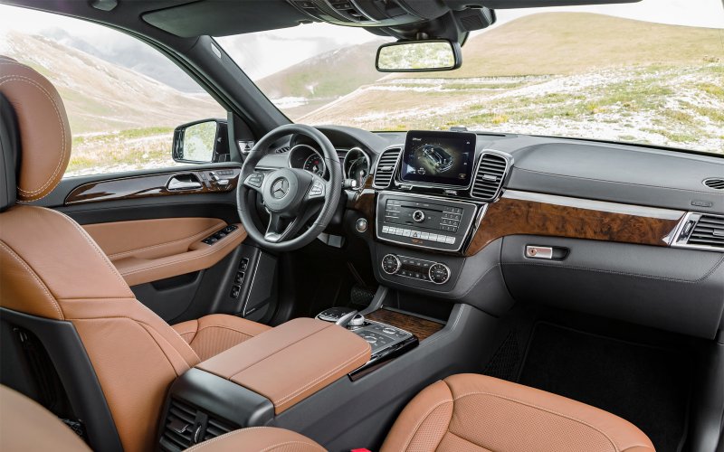 Mercedes GLS 2017 салон