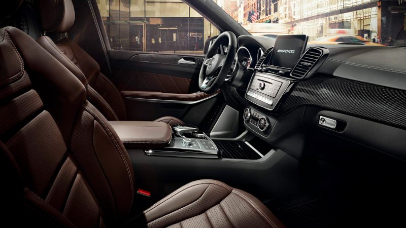 Mercedes GLS 2017 салон
