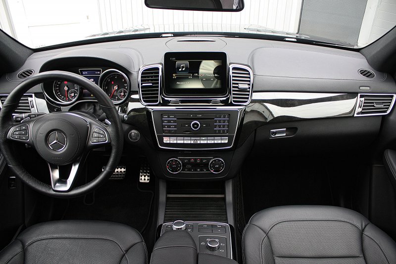 Mercedes-Benz GLS 2016 салон