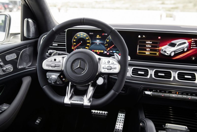 Мерседес Бенц GLS Brabus 850