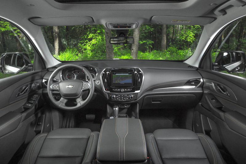 Chevrolet Traverse 2021 салон