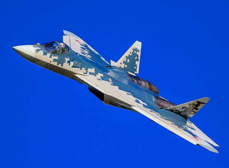 Самолёт истребитель Су 57