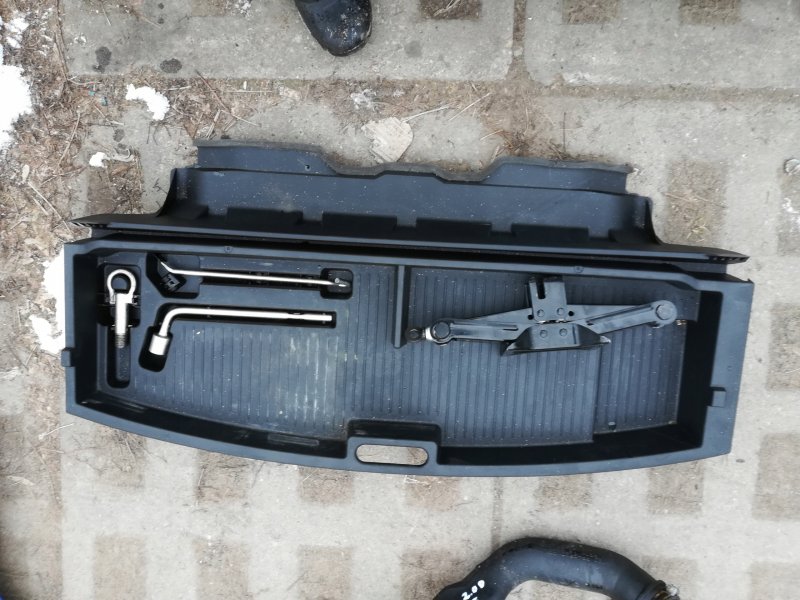 Mazda5 компактвэн багажник