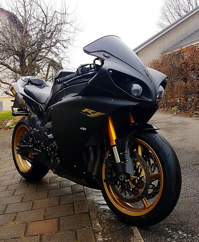 Yamaha YZF r1 2004