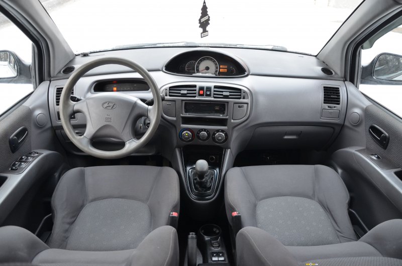 Hyundai Matrix 2008 салон