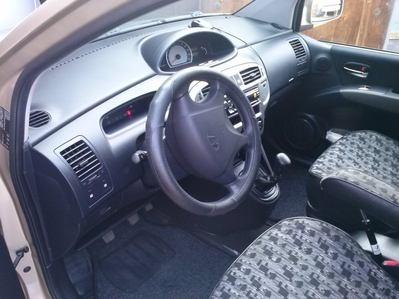 Hyundai Matrix 2005 салон