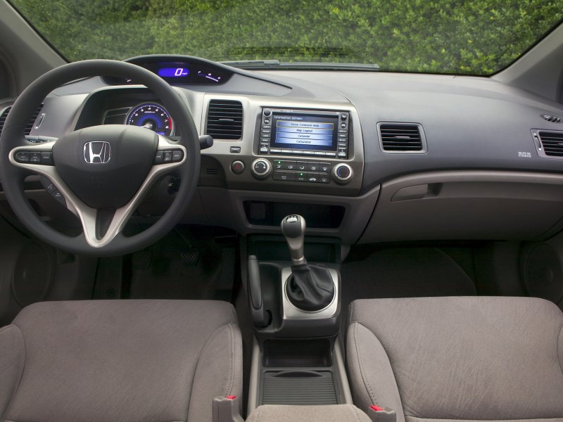 Honda Civic 2007 седан салон