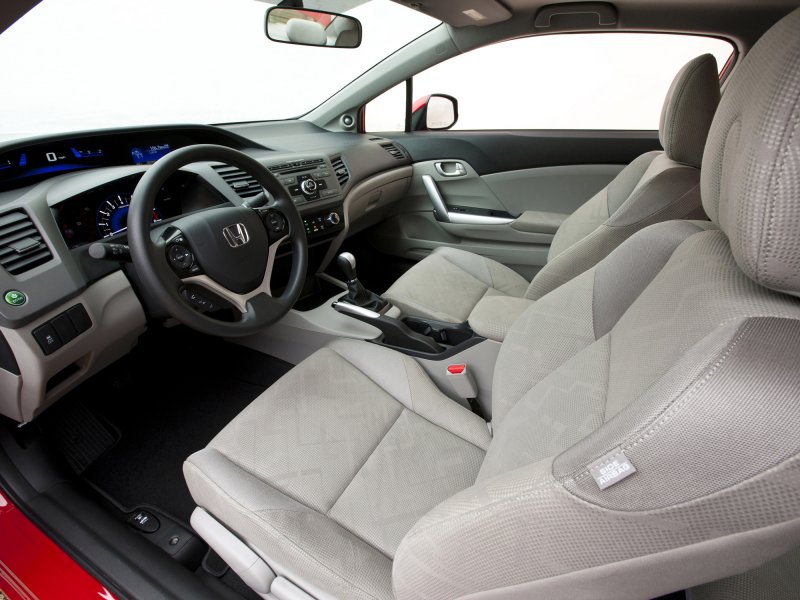 Honda Civic 10 хэтчбек салон