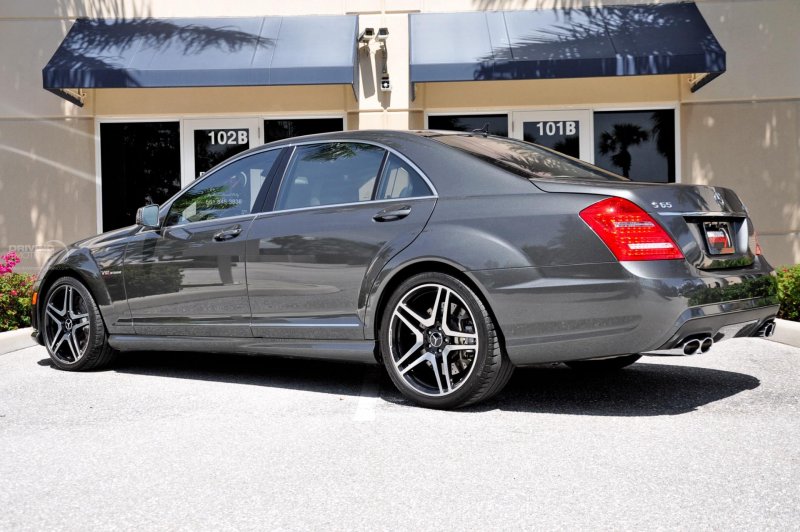 S65 AMG v12