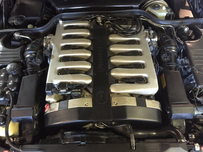 Mercedes Benz CL 65 AMG v12 Biturbo