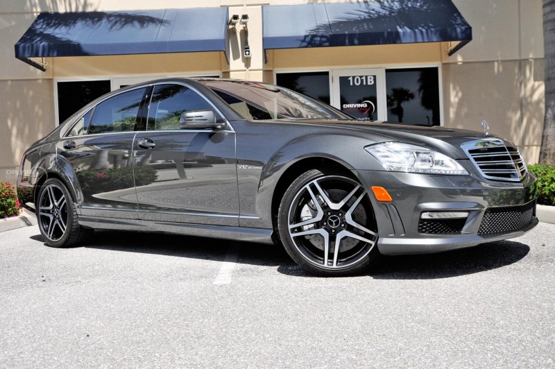 S65 AMG v12