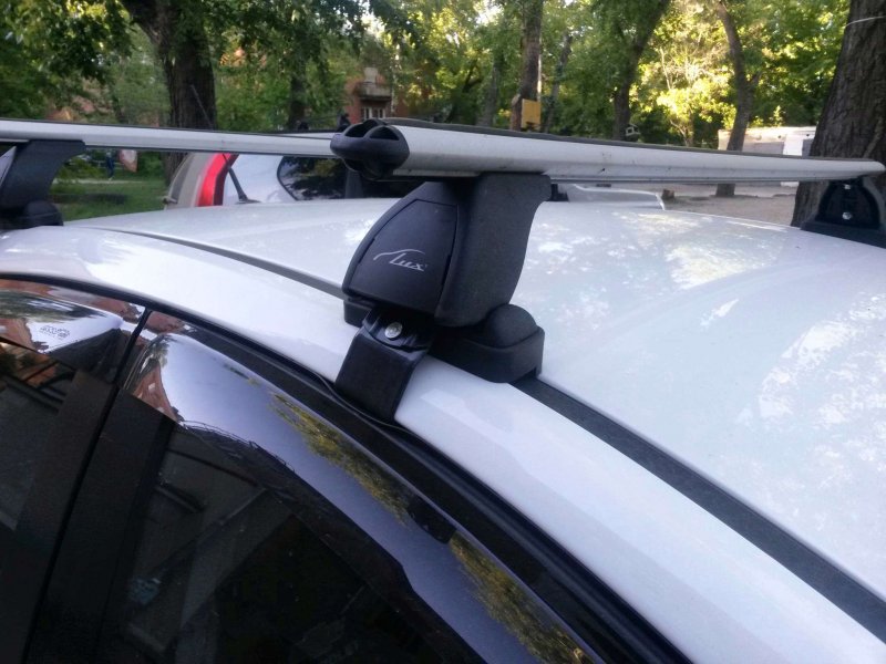 Chevrolet Cruze багажник на крышу