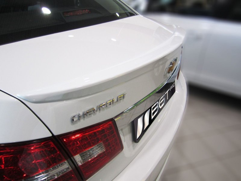 Chevrolet Cruze Hatchback багажник