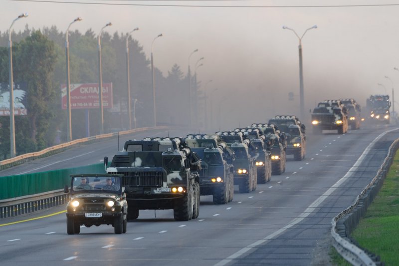 Военная колонна