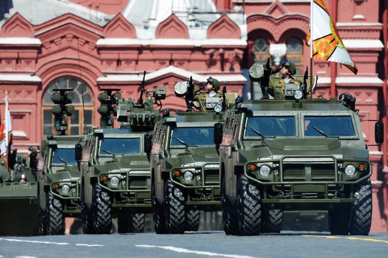 Колонна танков в Цхинвале