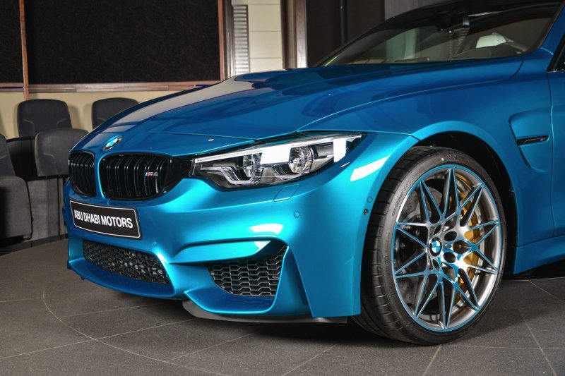 BMW m4 Blue
