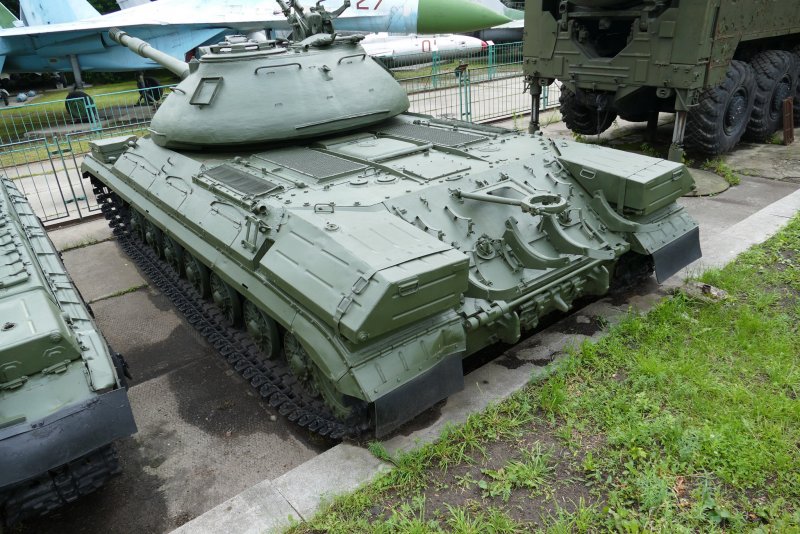Танк ИС-10