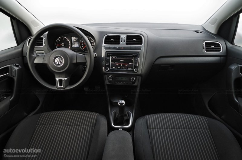 Volkswagen Polo sedan 2012 салон