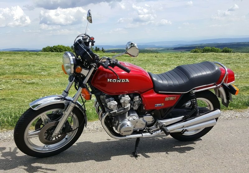 Honda CB-1 Cafe Racer
