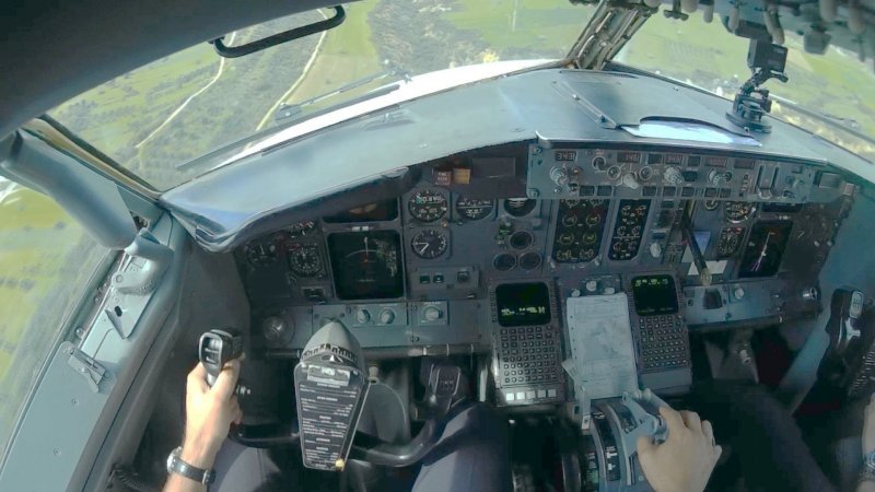 Boeing 737 ng Cockpit
