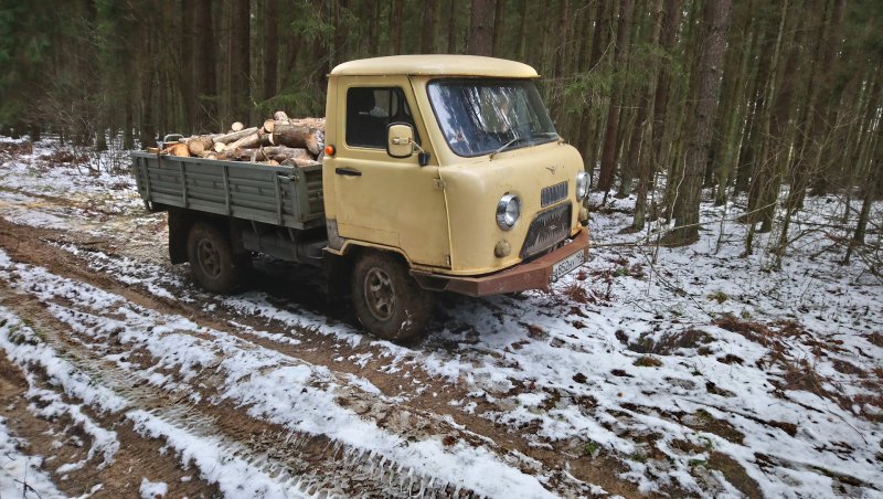 УАЗ 3303 автопоезд