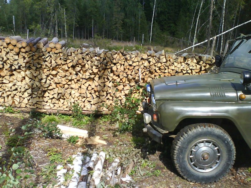 УАЗ 3033 С дровами