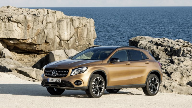 Мерседес GLA 250 4matic