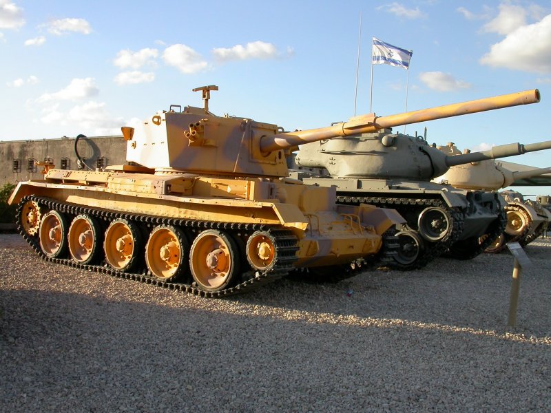 Британская пт-САУ FV 205