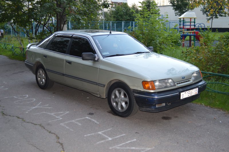 Ford Scorpio 1989 2.4