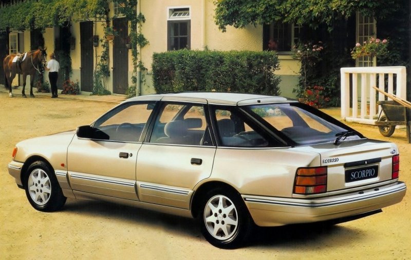 Ford Scorpio 1