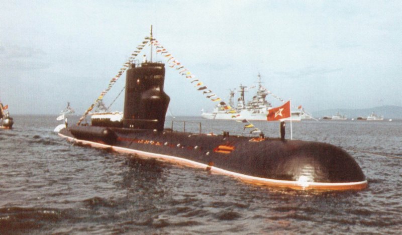 Подводная лодка АВ 611
