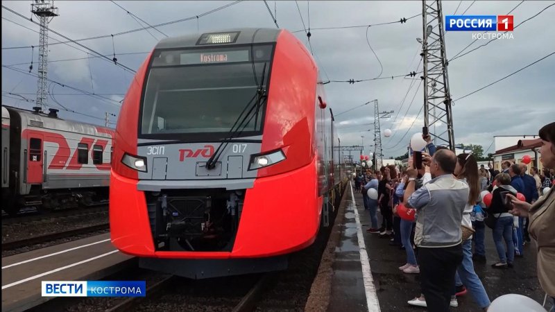 Поезд 715 Ласточка